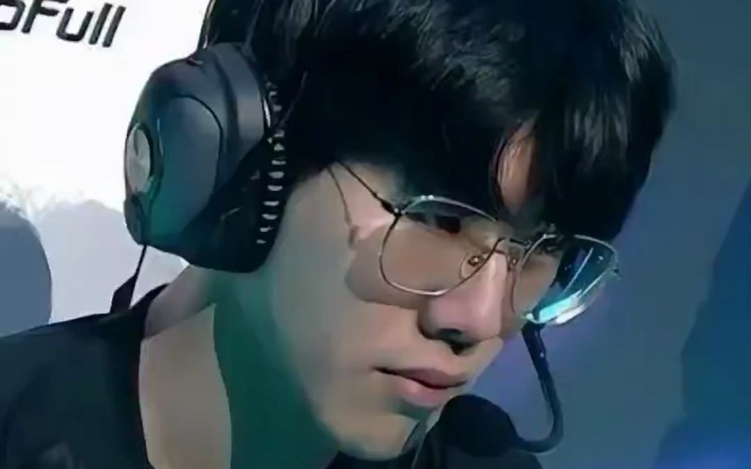 包含TheShy高光表现悬念揭晓的词条